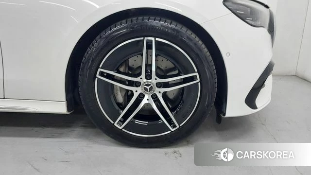 Mercedes-Benz E-Class W214 id 4584513 из Кореи 15