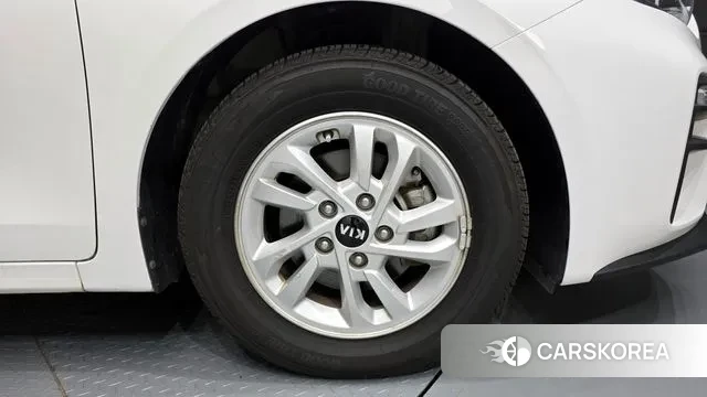 Kia Come New K3 id 2971090 из Кореи 15