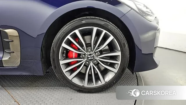 Kia Stinger id 3050695 из Кореи 15