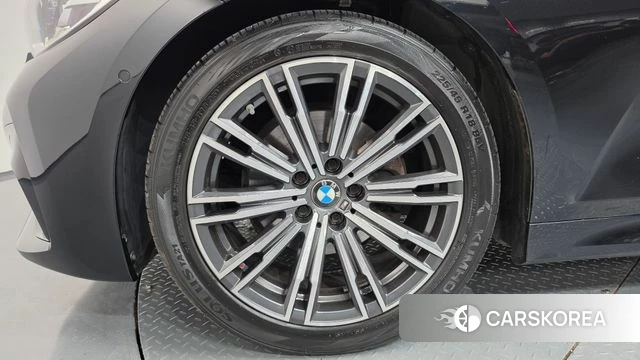BMW 3 Series (G20) id 4779869 из Кореи 28