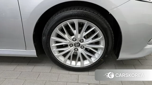 Toyota Camry (XV70) id 3330807 из Кореи 15