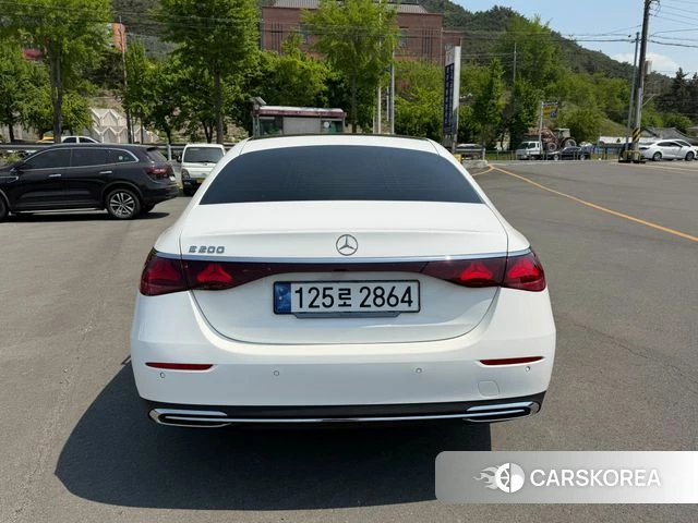Mercedes-Benz E-Class W214 id 4222743 из Кореи 13