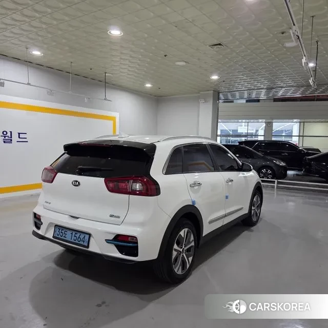 Kia Niro EV id 3468784 из Кореи 12