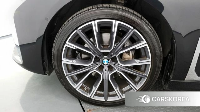BMW 7 Series (G11) id 4316963 из Кореи 33