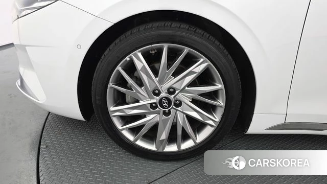 Hyundai The New Grandeur IG id 4195561 из Кореи 31