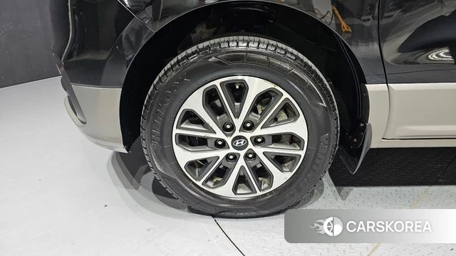 Hyundai The New Grand Starex id 4397626 из Кореи 25