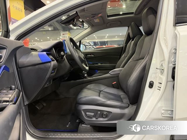Toyota C-HR id 4209211 из Китая 30