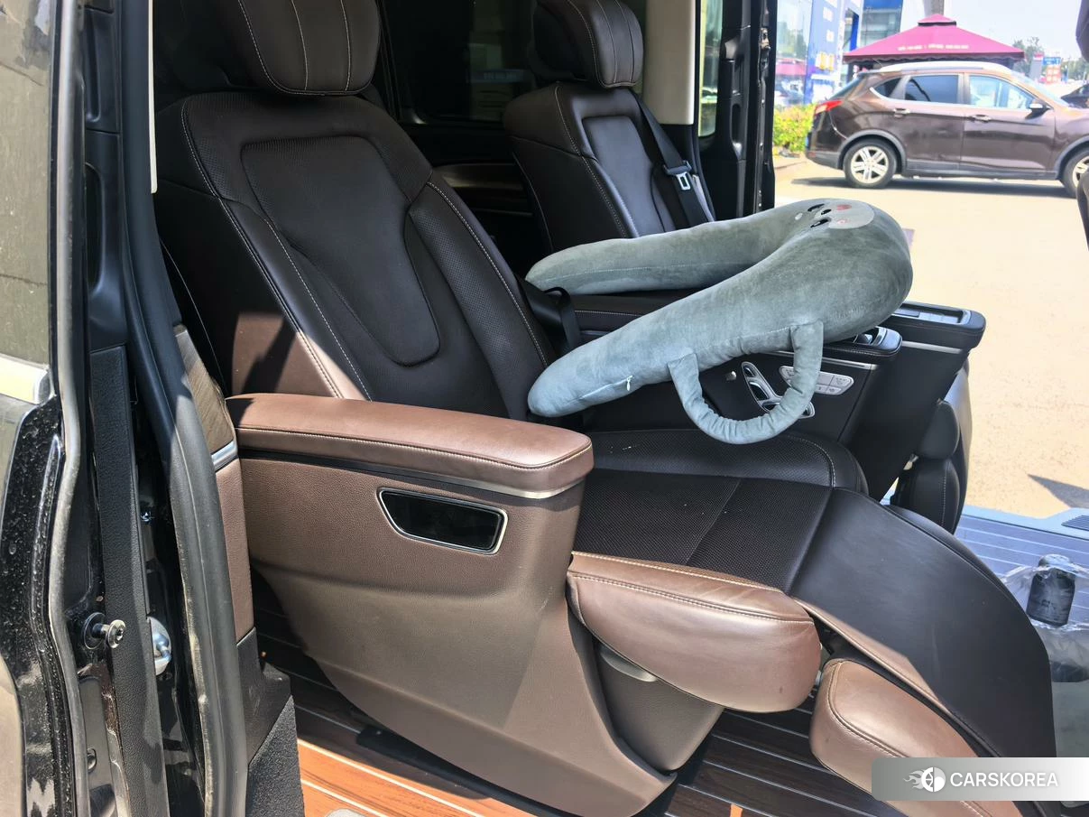 Mercedes-Benz V-Class 2022 Черный из Китая, фото 5