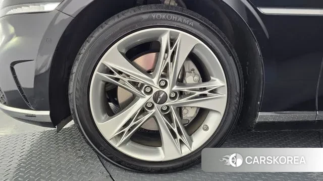 Genesis G90 (RS4) id 3508390 из Кореи 15