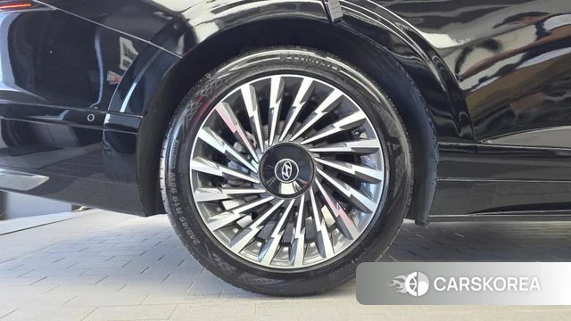 Hyundai Grandeur Hybrid (GN7) id 4898575 из Кореи 28