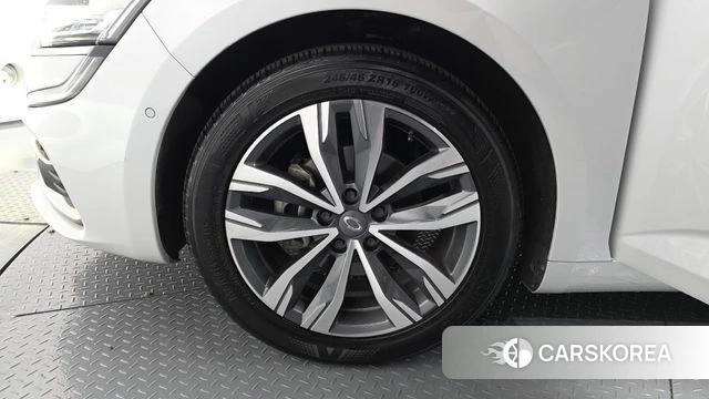 Renault Korea (Samsung) The New SM6 id 4196328 из Кореи 15