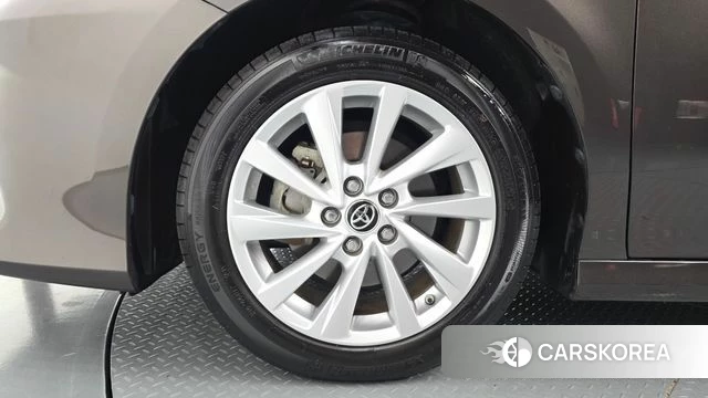 Toyota Camry (XV70) id 4721204 из Кореи 15