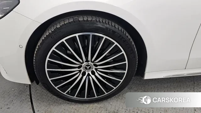 Mercedes-Benz E-Class W214 id 3757958 из Кореи 15