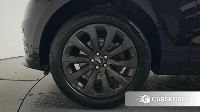 Land Rover Range Rover Velar id 4624757 из Кореи 32