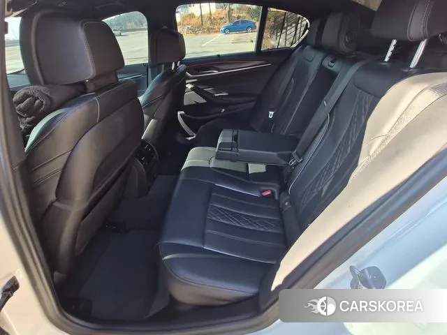 BMW 5 Series (G30) id 3492525 из Кореи 12