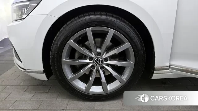 Volkswagen Passat GT (B8) id 3708197 из Кореи 15