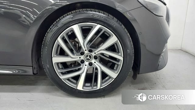 Mercedes-Benz E-Class W214 id 4408301 из Кореи 12
