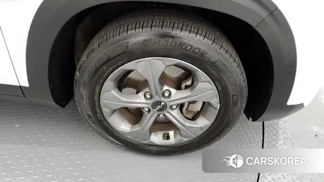 Kia Seltos id 3328516 из Кореи 15