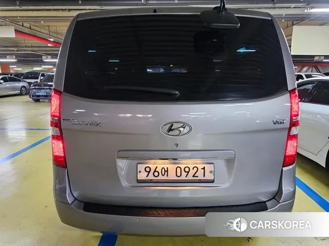 Hyundai The New Grand Starex id 3396787 из Кореи 15