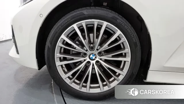 BMW 3 Series (G20) id 2890200 из Кореи 15