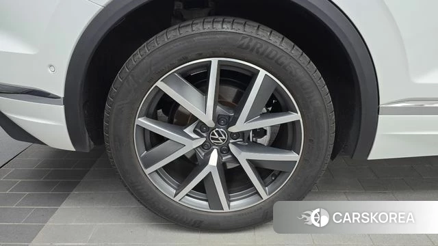 Volkswagen Touareg 3rd generation id 4474879 из Кореи 27