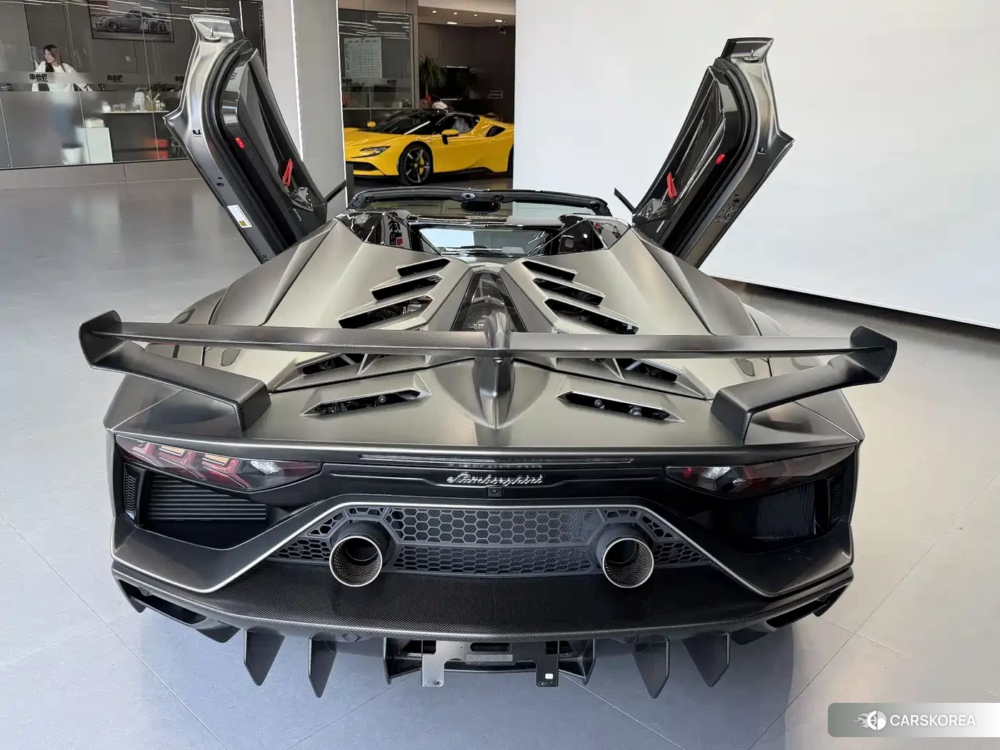Lamborghini Aventador 2020 Silver/gray из Китая, фото 5