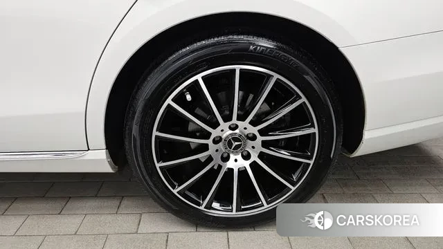 Mercedes-Benz E-Class W213 id 3687679 из Кореи 15