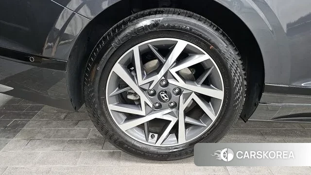 Hyundai Grandeur (GN7) id 3620117 из Кореи 15