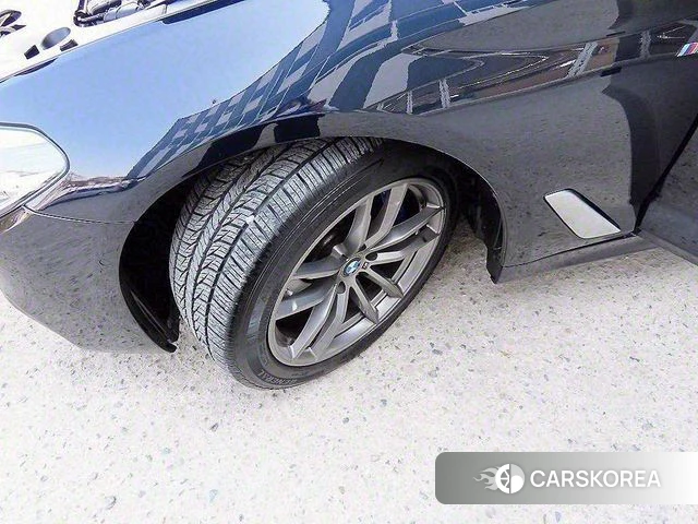 BMW 5 Series (G30) id 4765545 из Кореи 15