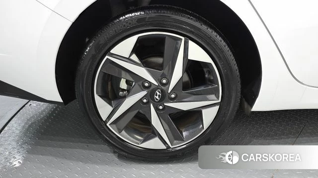 Hyundai Avante (CN7) id 4580883 из Кореи 28