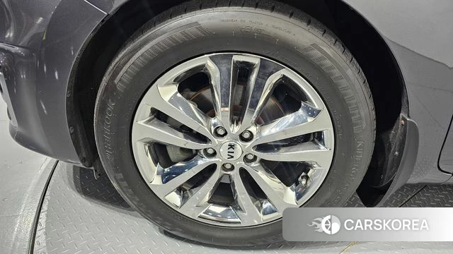 Kia All New Carnival id 3808439 из Кореи 15