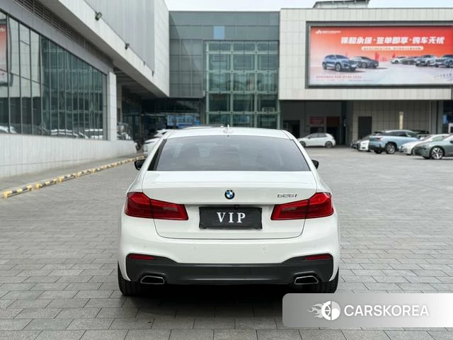 BMW 5 series (imported) 2019 Белый из Китая, фото 6
