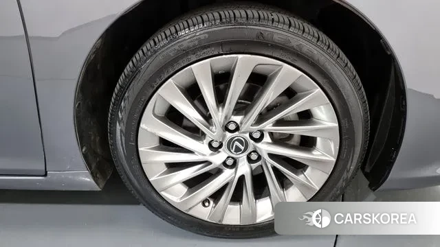 Lexus ES300h 7th generation id 3156525 из Кореи 15