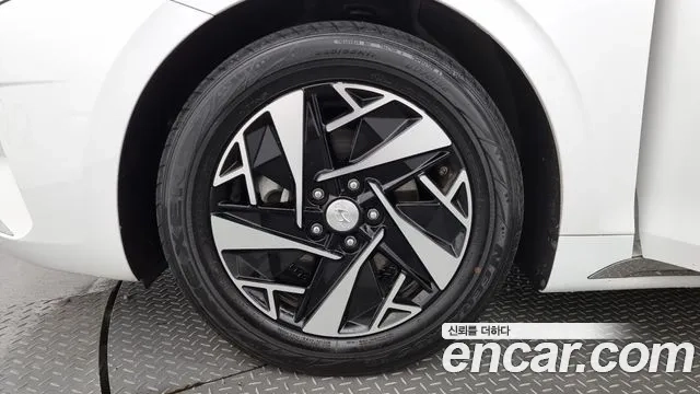 Hyundai The New Grandeur IG Hybrid id 2879669 из Кореи 15