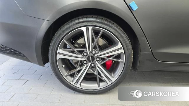 Genesis The New G70 id 4463077 из Кореи 15