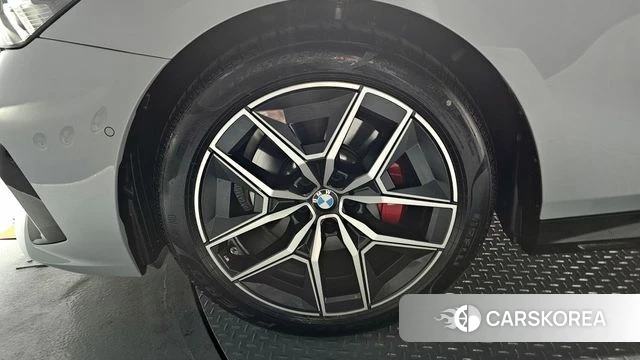 BMW 5 Series (G60) id 4222706 из Кореи 15