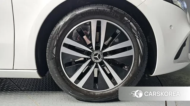 Mercedes-Benz A-Class W177 id 3551653 из Кореи 15