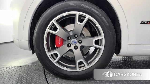 Maserati Levante id 4233048 из Кореи 15