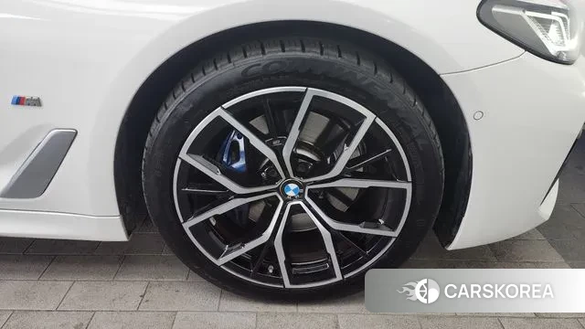 BMW 5 Series (G30) id 3458957 из Кореи 15