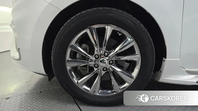 Kia The New Carnival id 3737133 из Кореи 16