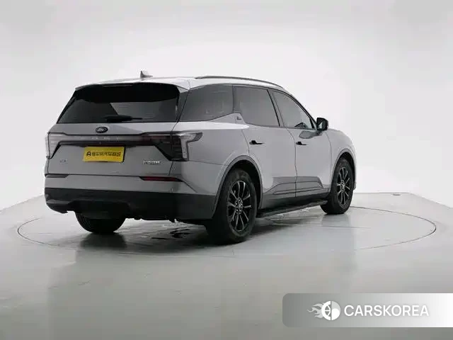 Ford Edge 2024 Silver/gray из Китая, фото 5