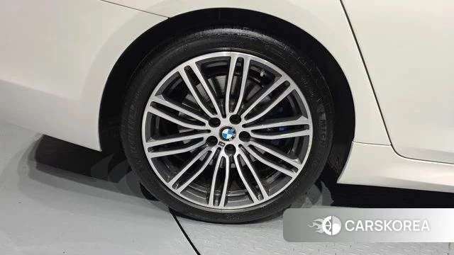 BMW 5 Series (G30) id 4459263 из Кореи 26