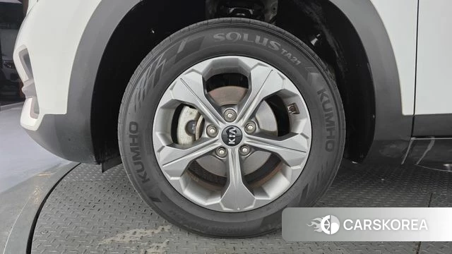 Kia Seltos id 4793841 из Кореи 15