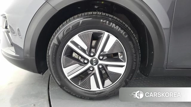 Kia The New Niro id 4794618 из Кореи 15