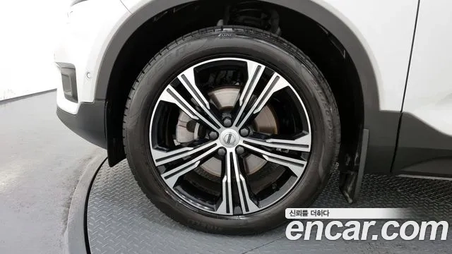 Volvo XC40 id 2906708 из Кореи 15