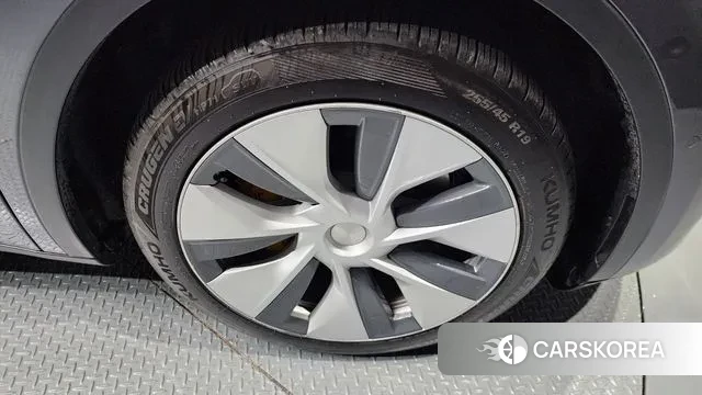 Tesla Model Y id 3054273 из Кореи 15