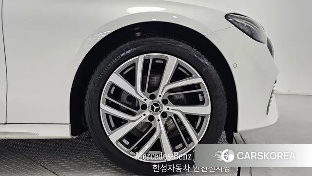 Mercedes-Benz E-Class W214 id 3015898 из Кореи 15