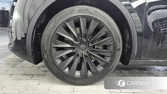 Tesla Model Y id 4612680 из Кореи 31
