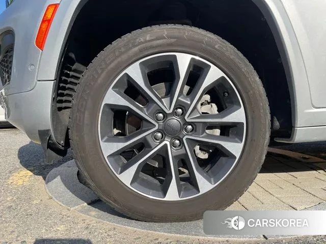 Jeep Grand Cherokee (WL) id 3224588 из Кореи 15