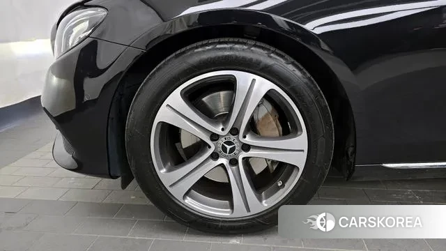 Mercedes-Benz E-Class W213 id 3563125 из Кореи 15